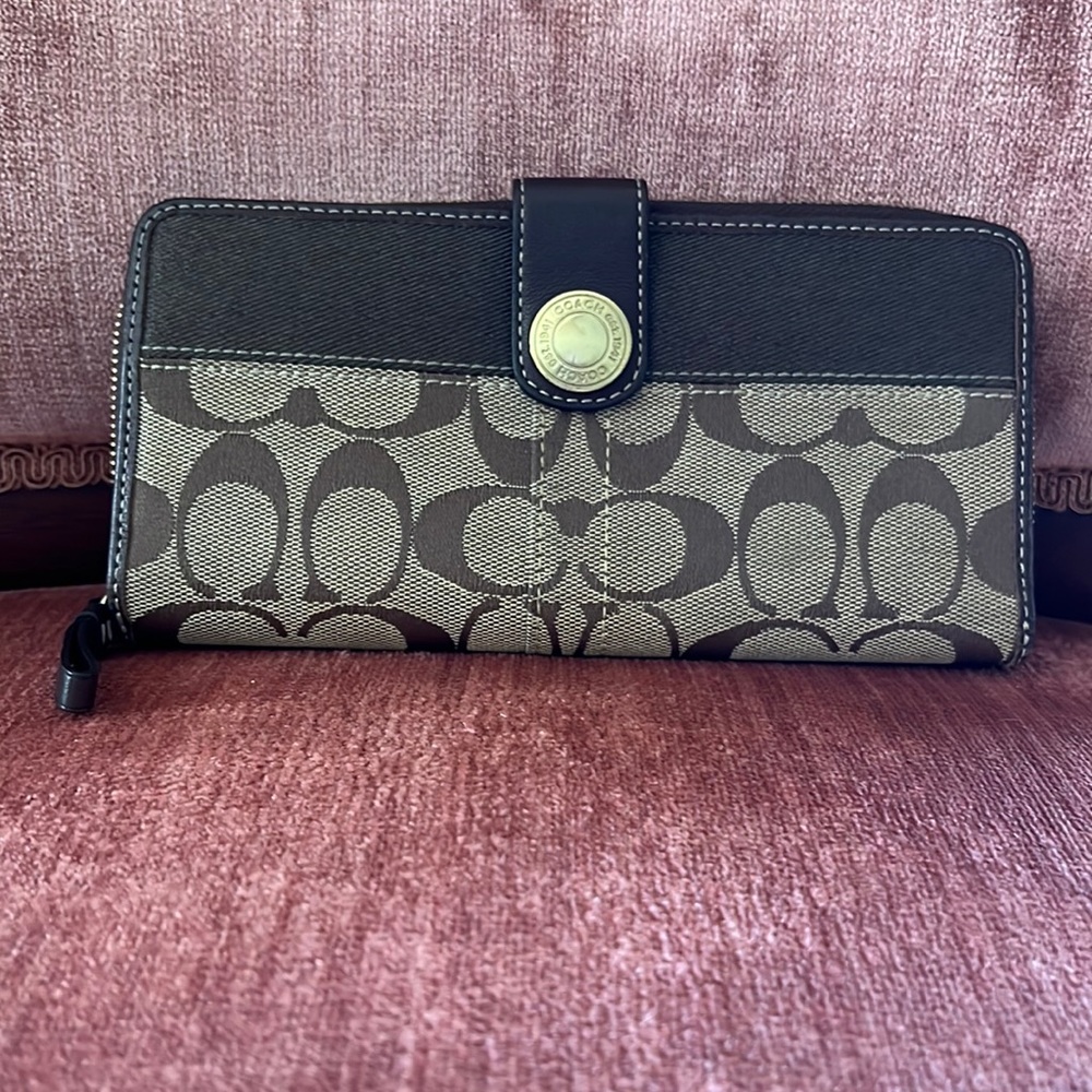 Coach brown wallet